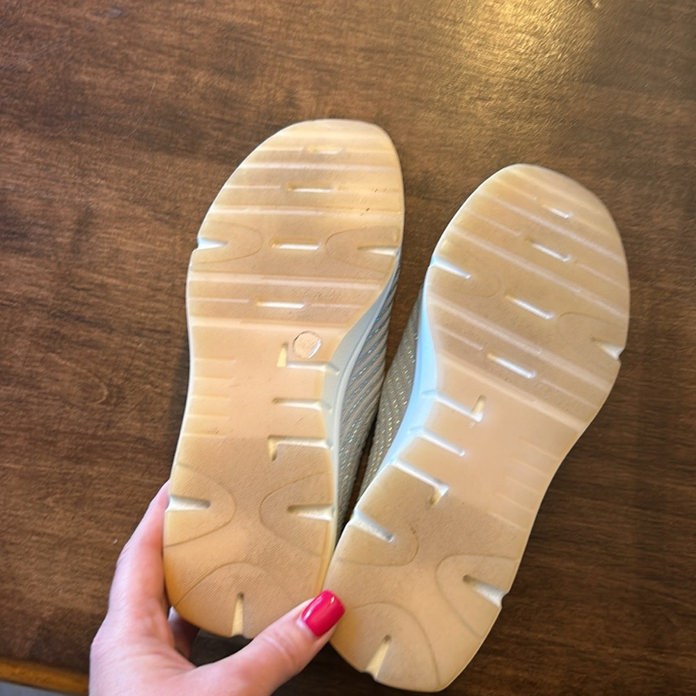 Kelly and Katie Slip on Shoes - Picture 7 of 8